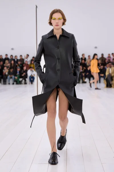Look 34